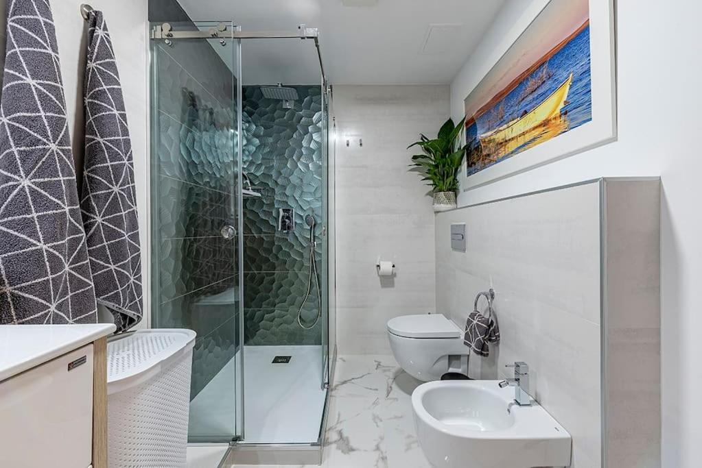 Apartmán Luxury Casa Con Piscina, Wifi, 150M Dal Mare Miami Playa Exteriér fotografie