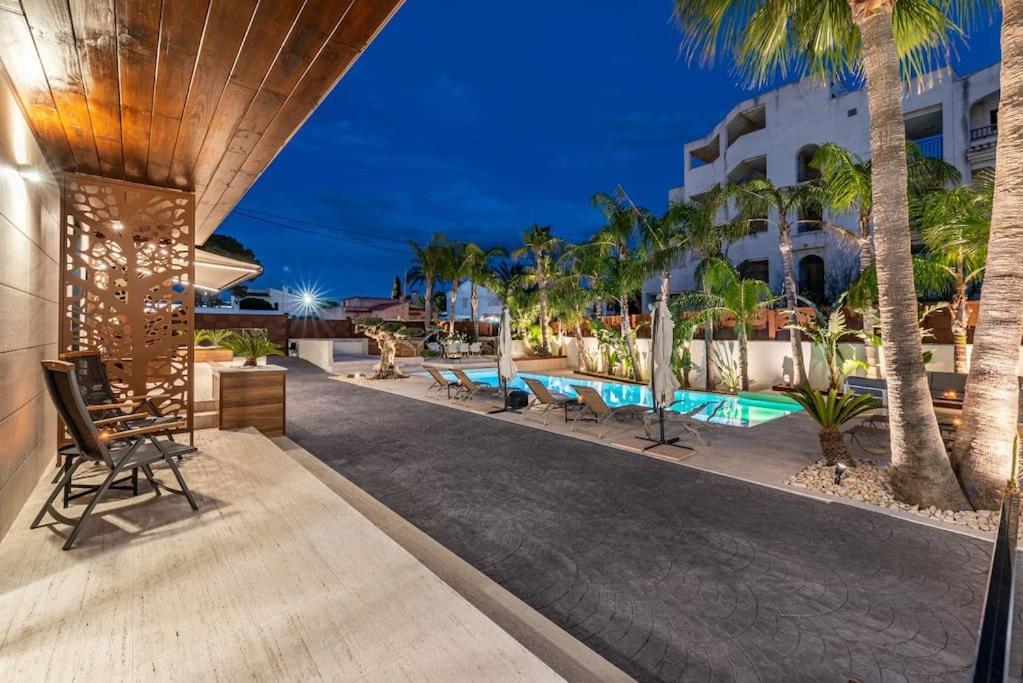 Apartmán Luxury Casa Con Piscina, Wifi, 150M Dal Mare Miami Playa Exteriér fotografie
