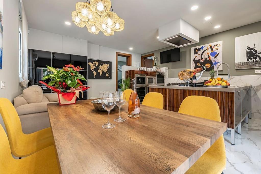 Apartmán Luxury Casa Con Piscina, Wifi, 150M Dal Mare Miami Playa Exteriér fotografie