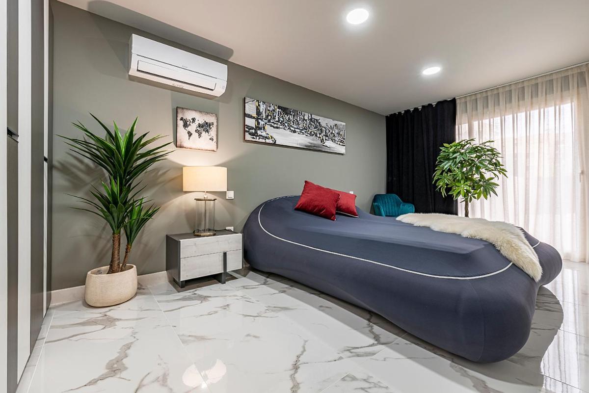 Apartmán Luxury Casa Con Piscina, Wifi, 150M Dal Mare Miami Playa Exteriér fotografie